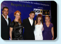 Silvio Simac, unbekannt, Sébastien Weitbruch, Cynthia Rothrock und Emma Elmes.